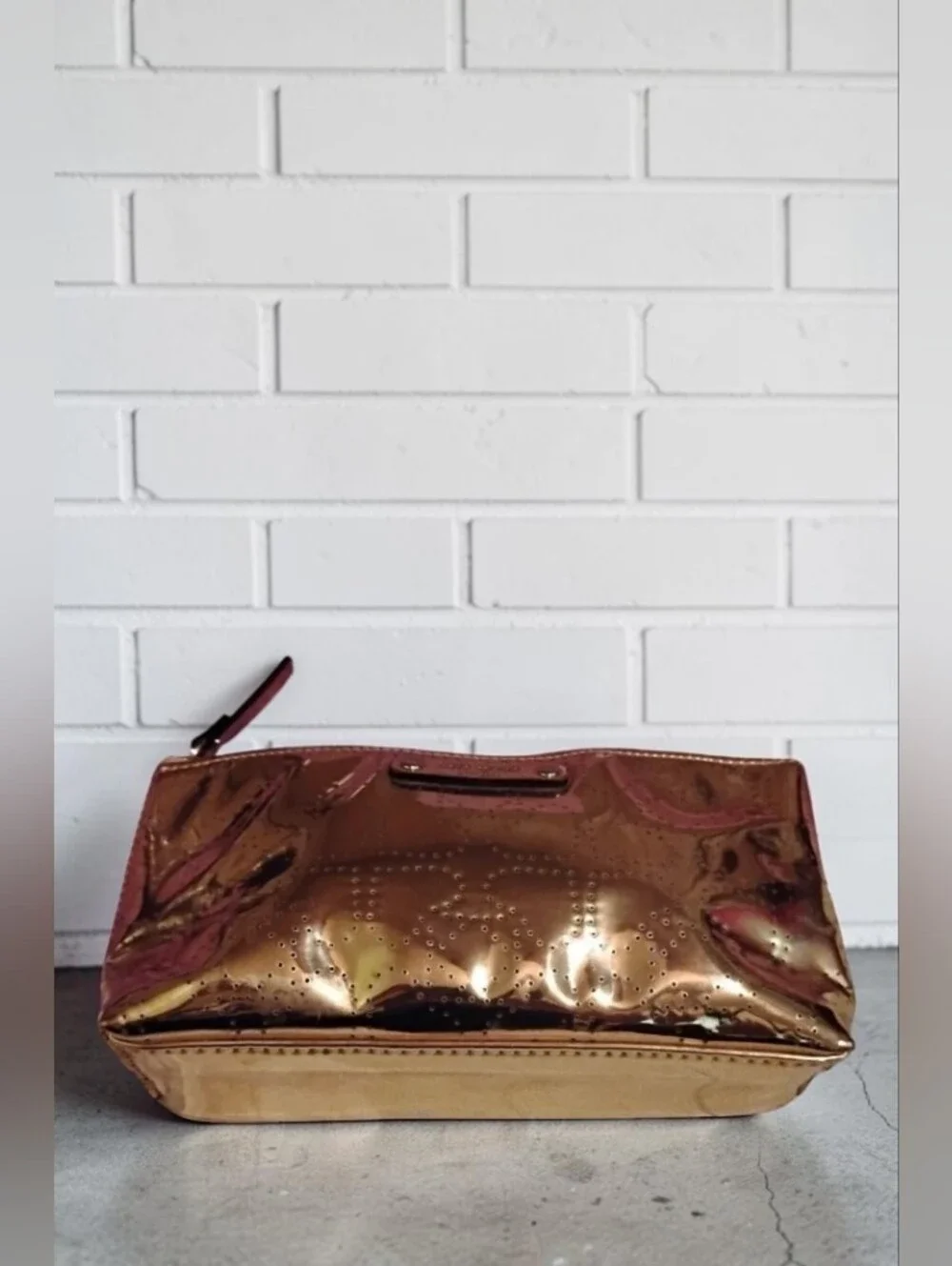 Kate Spade Little Shiloh Metro Spade Gold Shimmer Cosmetic Bag EUC